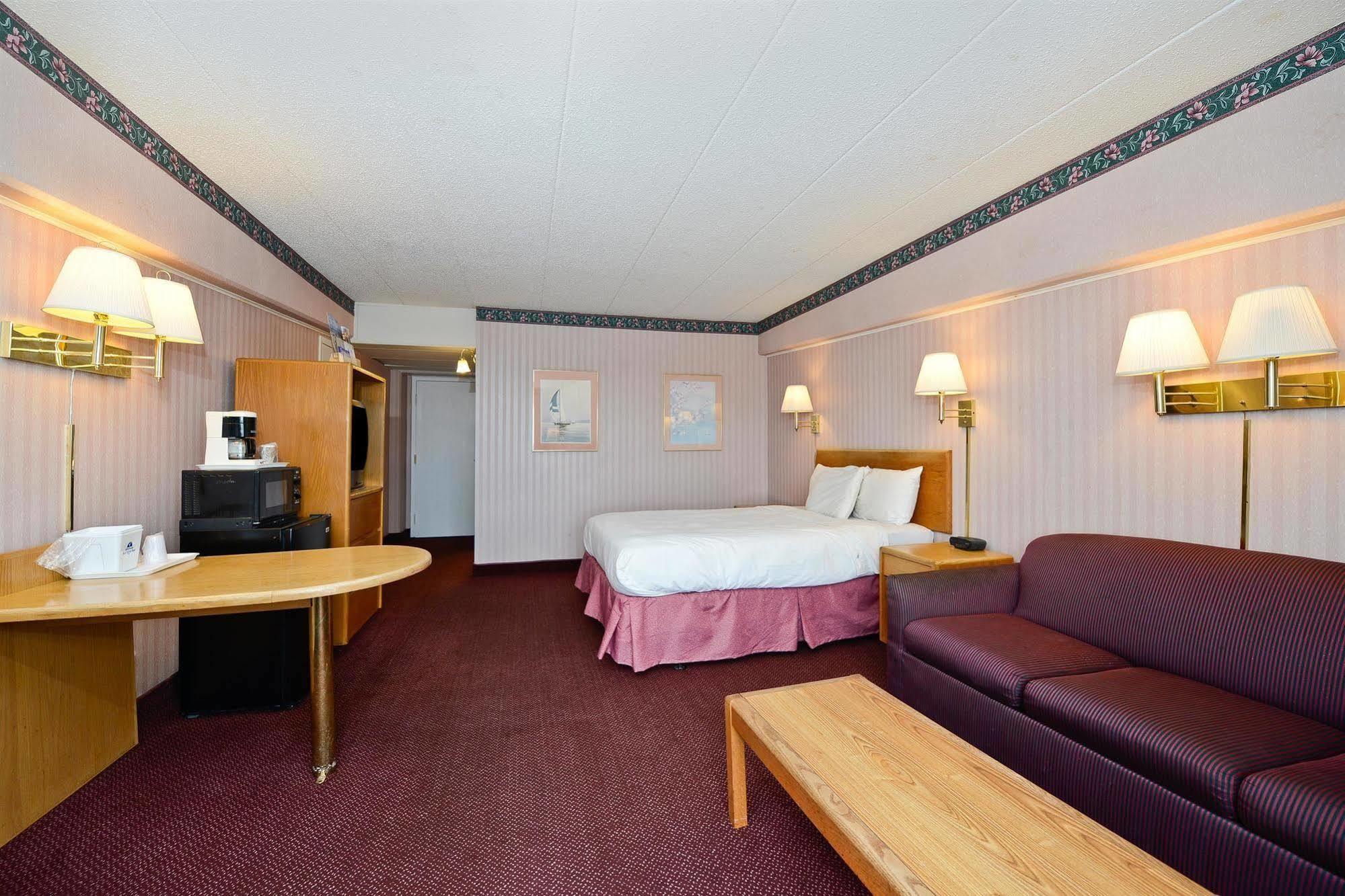 Howard Johnson By Wyndham Saint Joseph Benton Harbor Cameră foto