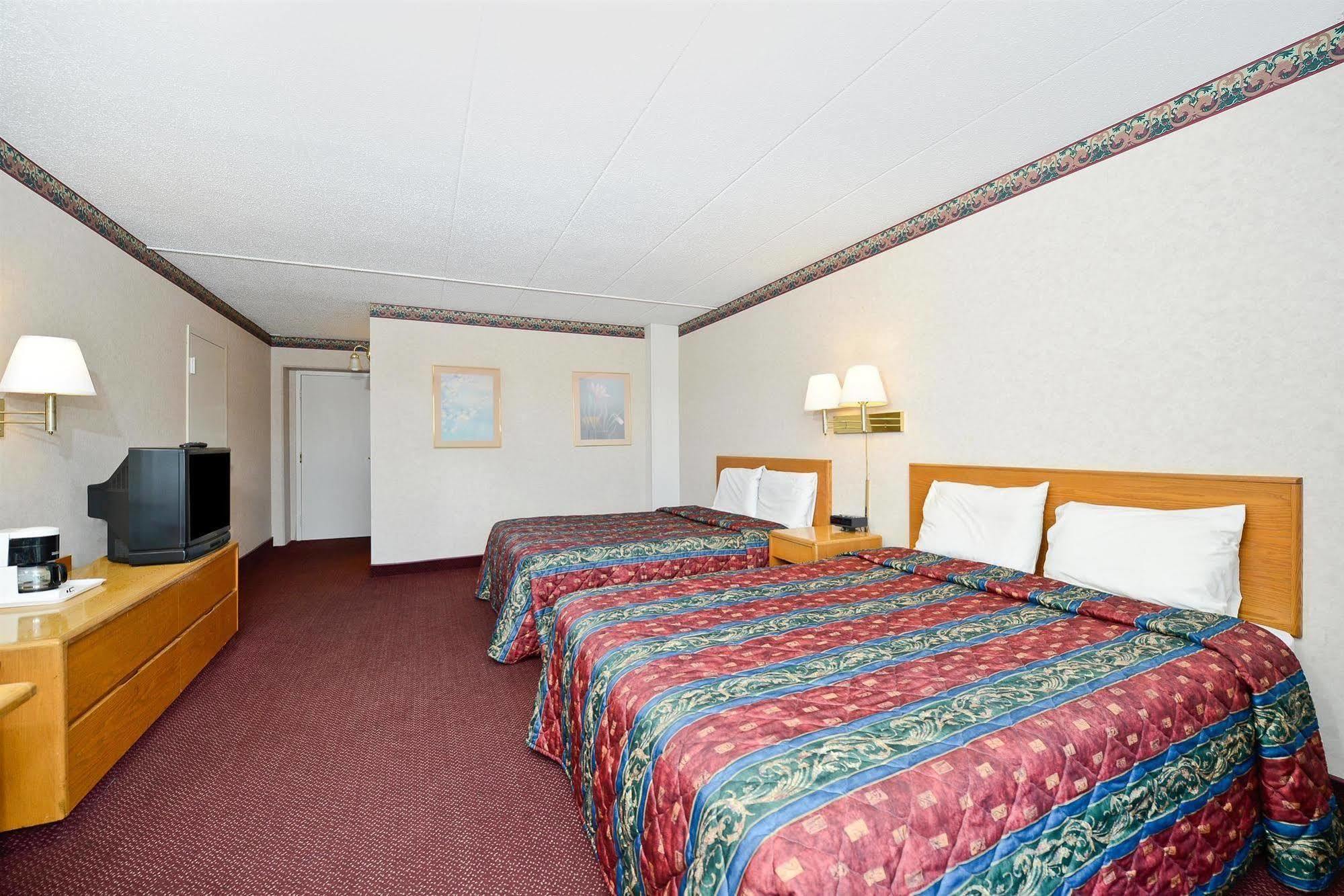 Howard Johnson By Wyndham Saint Joseph Benton Harbor Cameră foto